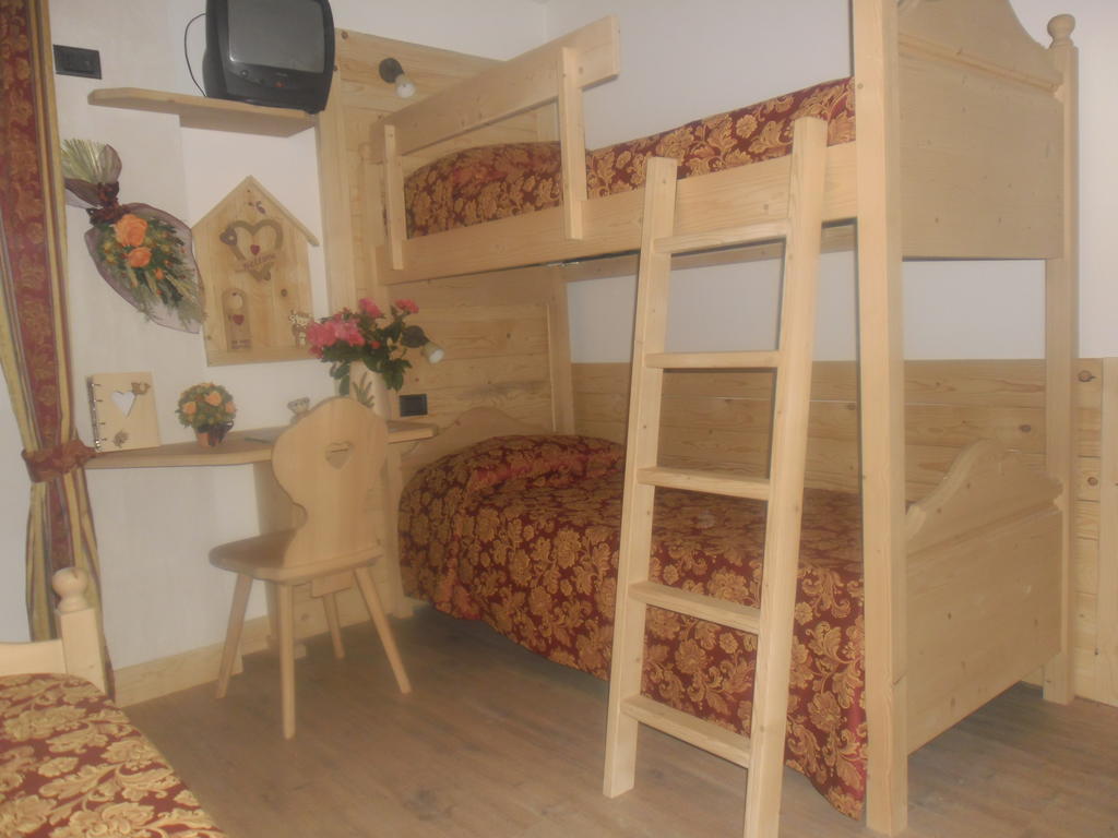 Bed and Breakfast Maso Pin Madonna Habitación foto